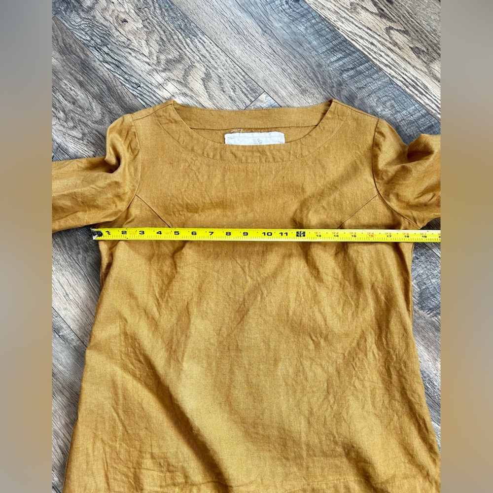 notPERFECTLINEN Mustard Yellow Linen Scoop Neck Top - Picture 3 of 4